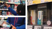 Designs Against Shoplifting Via Sustainable Packaging and Displays 27 Figure 8 Prototype testing and feedback of KeeperLink with Tesco staff